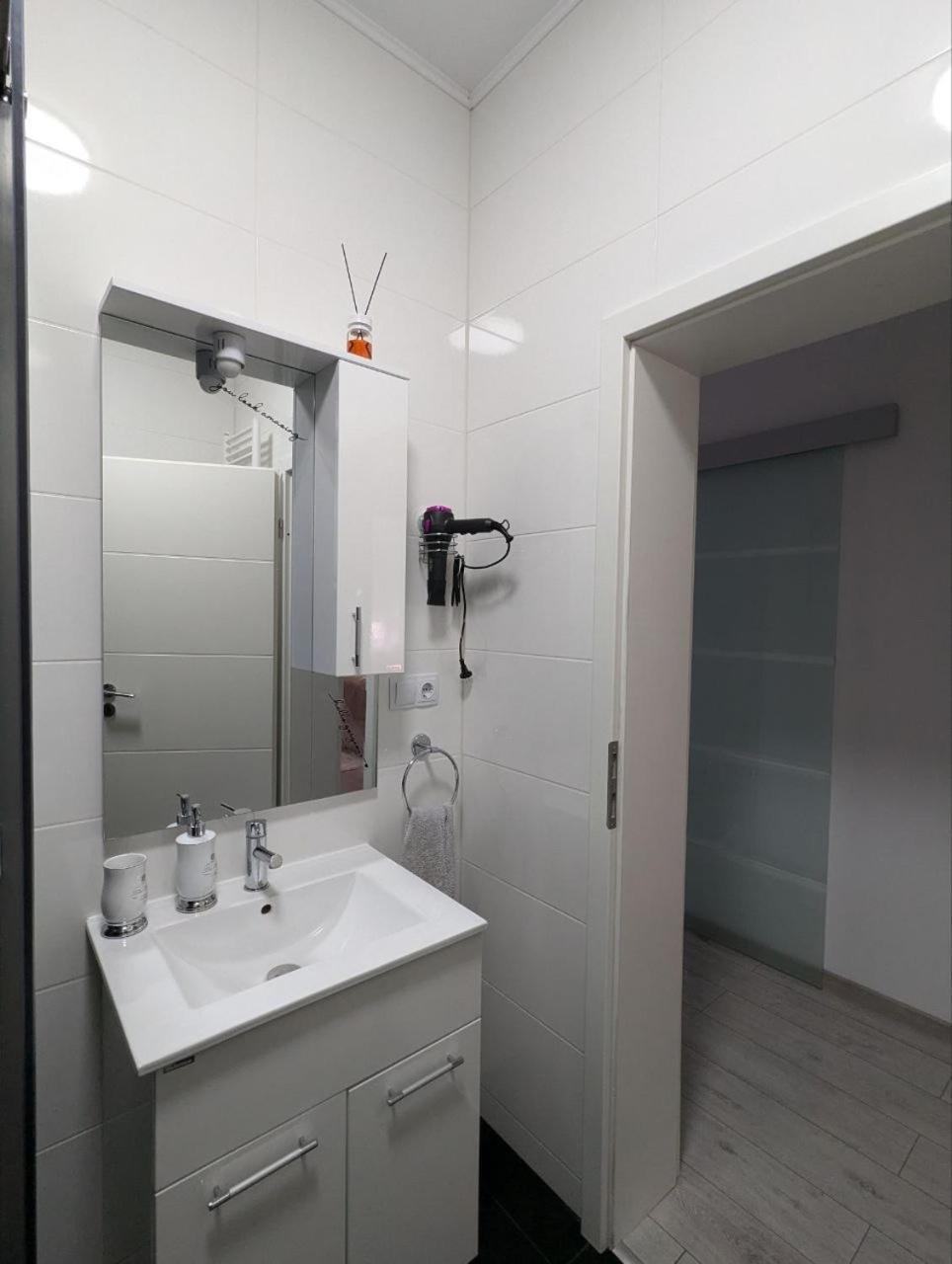Gast Haus Apartment Сибиу Екстериор снимка